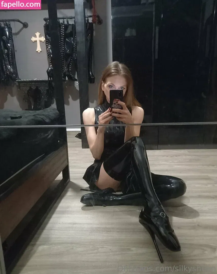 silkysheen Onlyfans Photo Gallery 