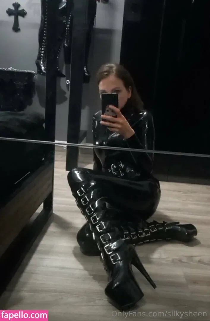 silkysheen Onlyfans Photo Gallery 