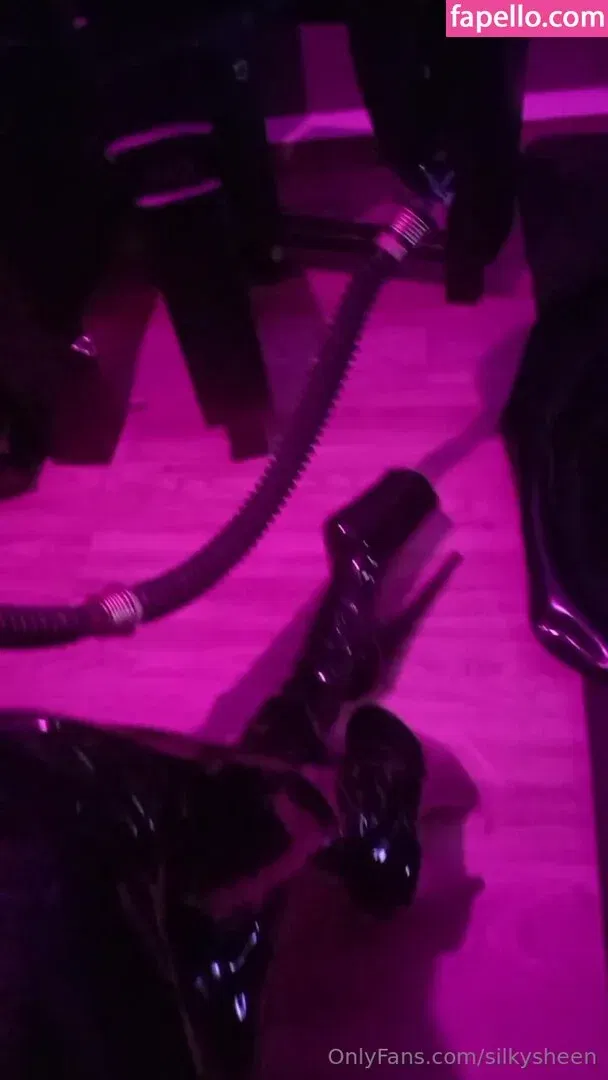silkysheen Onlyfans Photo Gallery 