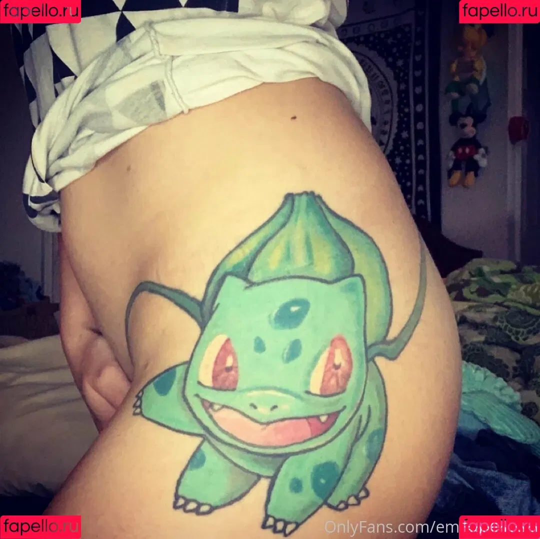 emowaifu162 Onlyfans Photo Gallery 