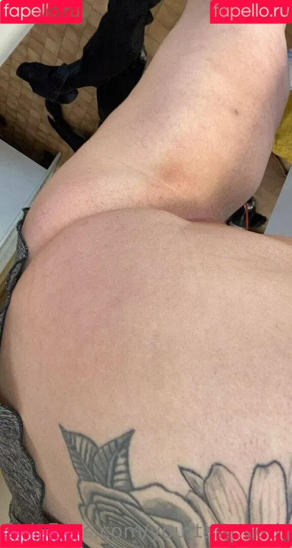 yourtattooedsecret Onlyfans Photo Gallery 