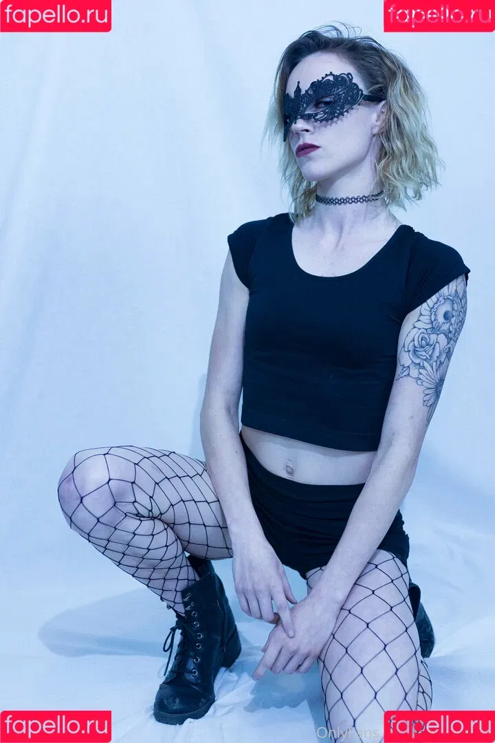 cat.h.marie Onlyfans Photo Gallery 