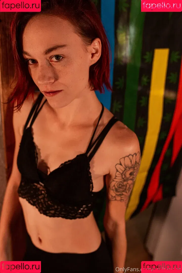 cat.h.marie Onlyfans Photo Gallery 