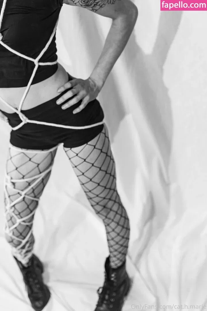 cat.h.marie Onlyfans Photo Gallery 