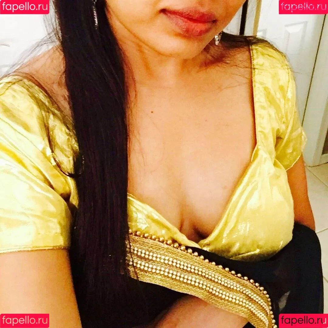 therealpankhurikunaal Onlyfans Photo Gallery 