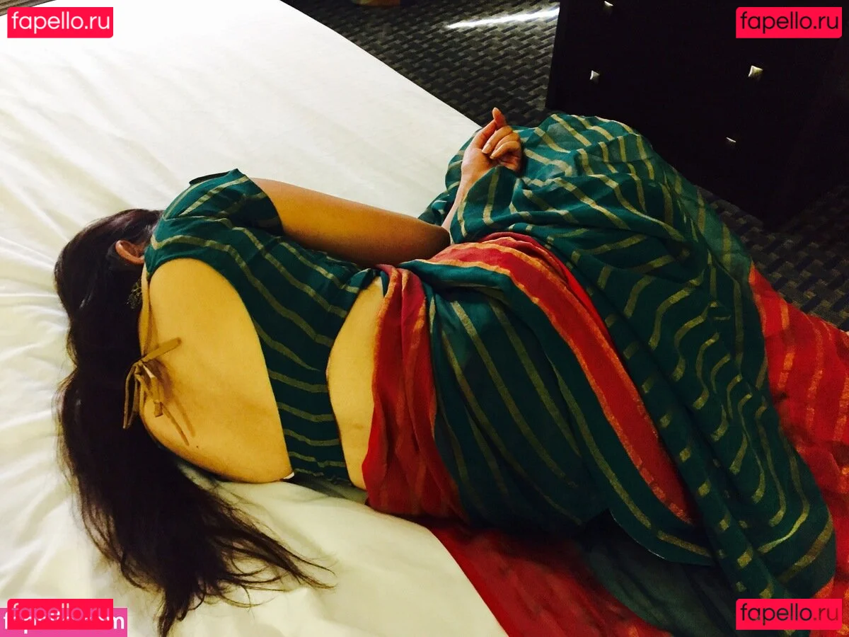 therealpankhurikunaal Onlyfans Photo Gallery 