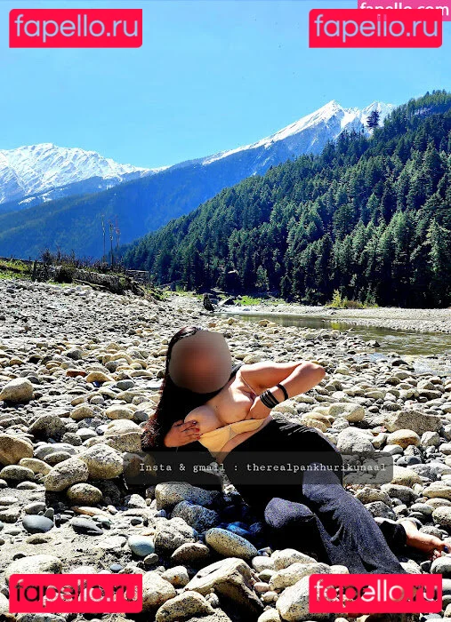 therealpankhurikunaal Onlyfans Photo Gallery 