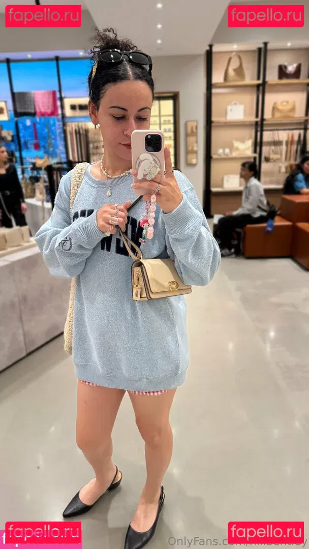 hiiibentley Onlyfans Photo Gallery 