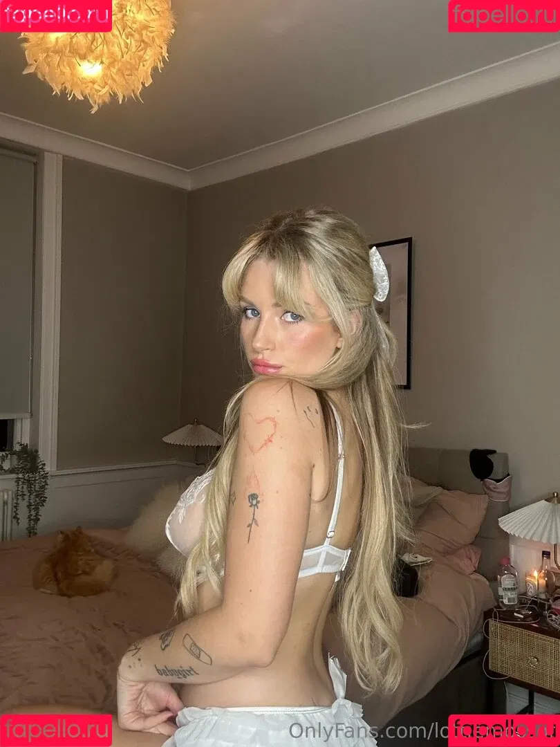 lottiemossof Onlyfans Photo Gallery 