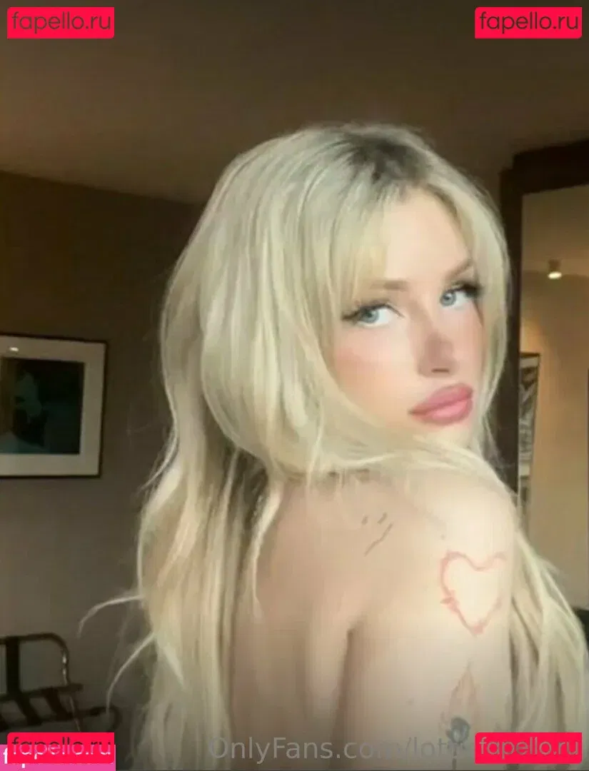 lottiemossof Onlyfans Photo Gallery 