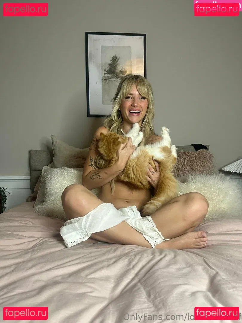 lottiemossof Onlyfans Photo Gallery 