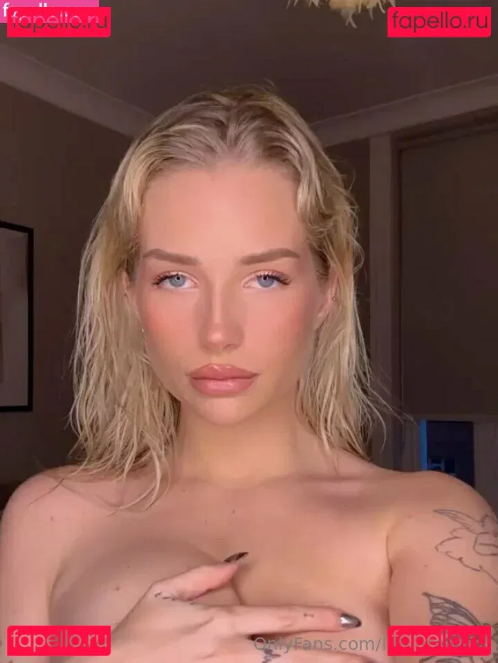 lottiemossof Onlyfans Photo Gallery 