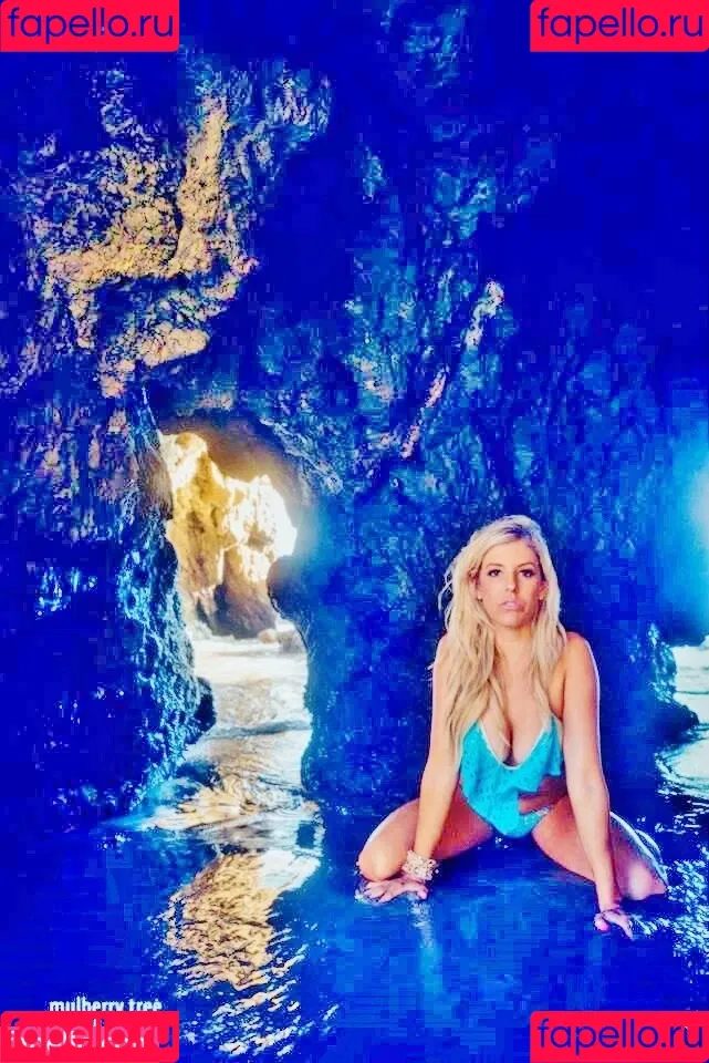 Rebecca Zamolo Onlyfans Photo Gallery 
