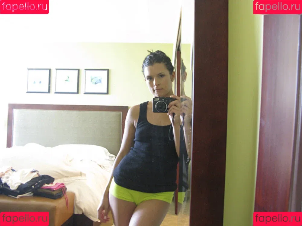 Danica Patrick Onlyfans Photo Gallery 