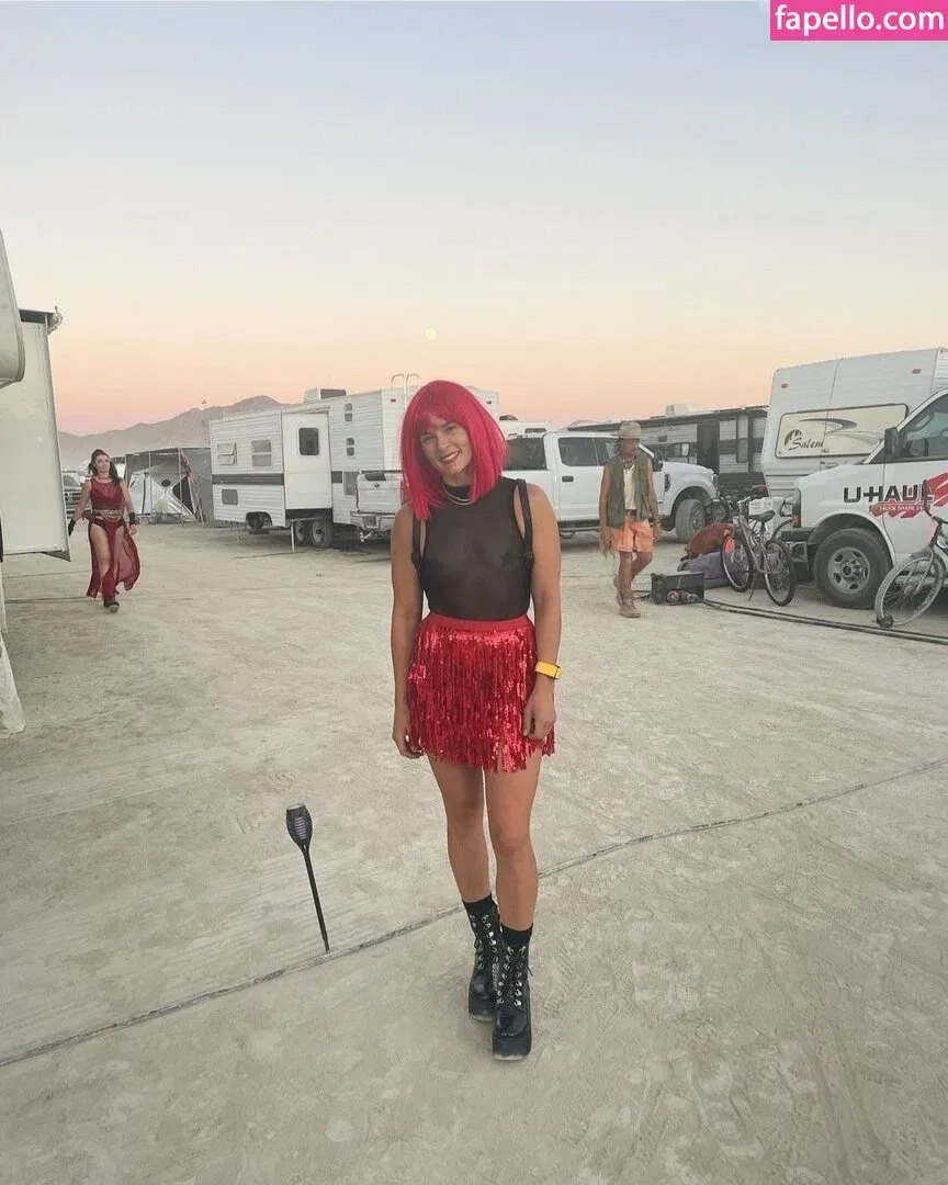 Danica Patrick Onlyfans Photo Gallery 