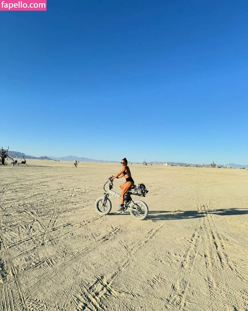 Danica Patrick Onlyfans Photo Gallery 