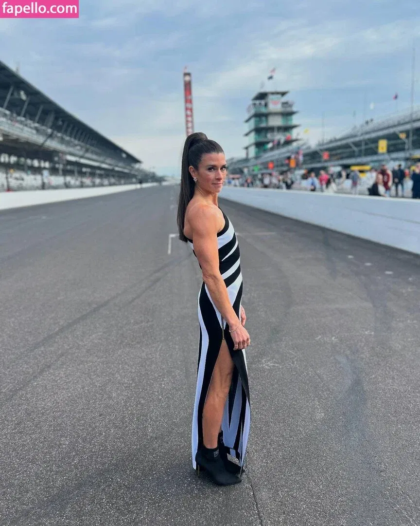 Danica Patrick Onlyfans Photo Gallery 