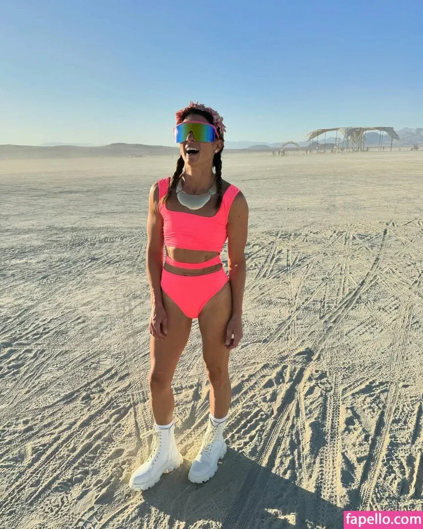 Danica Patrick Onlyfans Photo Gallery 