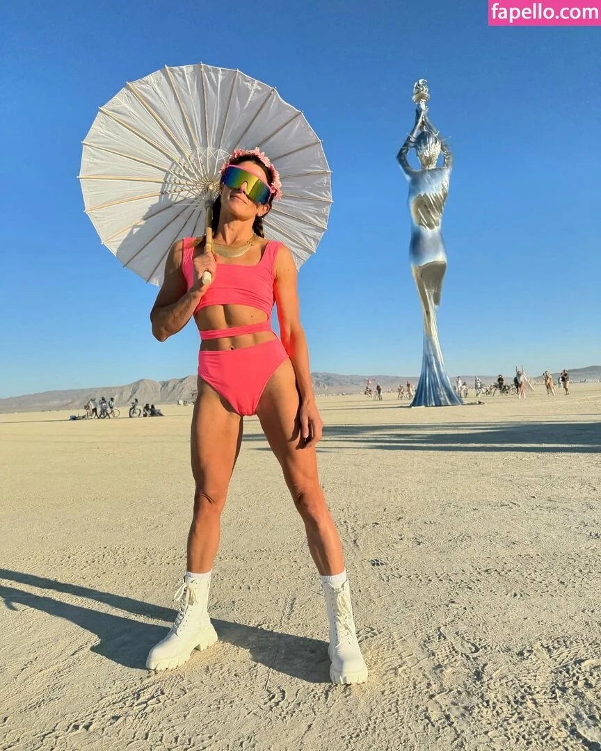 Danica Patrick Onlyfans Photo Gallery 