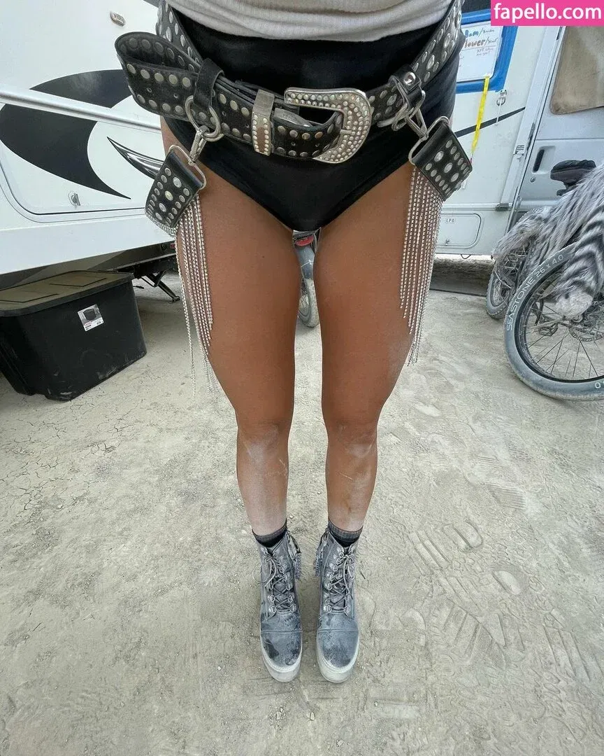 Danica Patrick Onlyfans Photo Gallery 