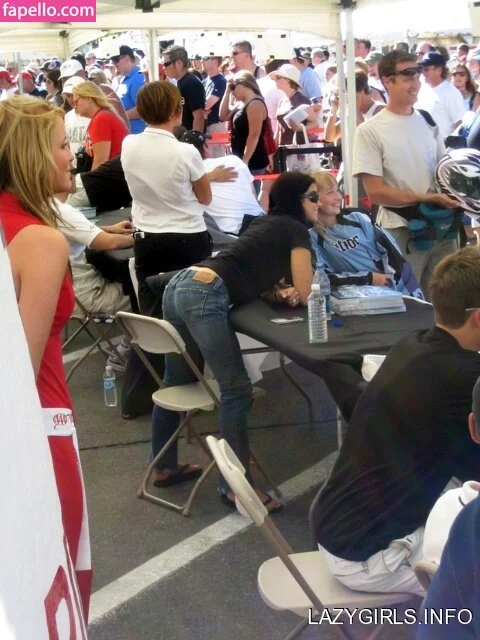 Danica Patrick Onlyfans Photo Gallery 