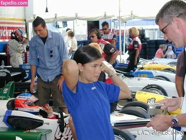 Danica Patrick Onlyfans Photo Gallery 