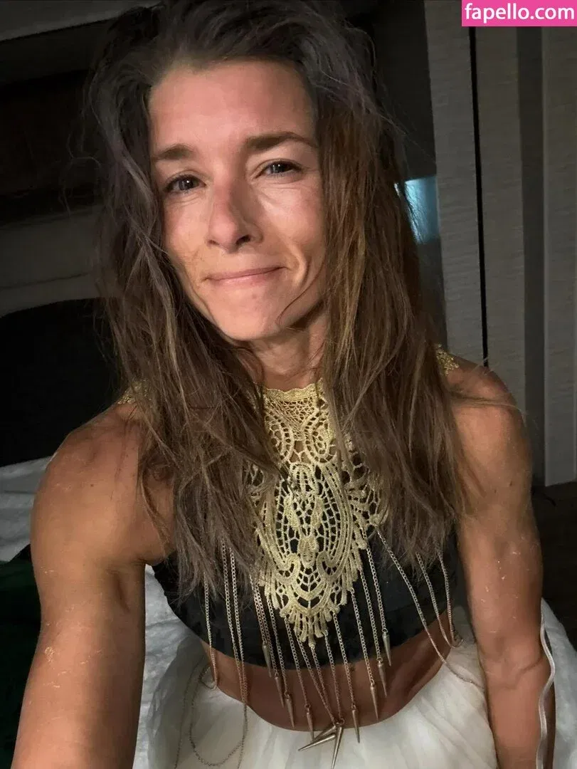 Danica Patrick Onlyfans Photo Gallery 