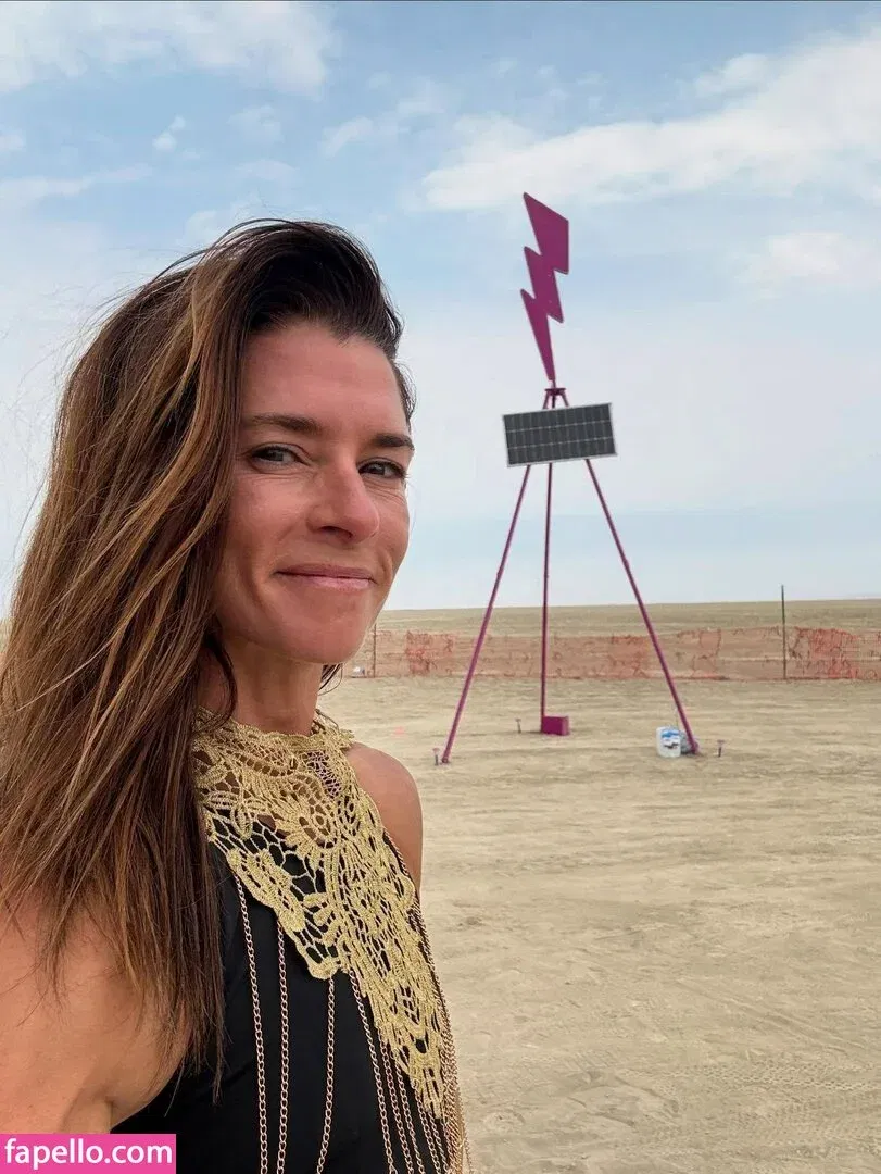 Danica Patrick Onlyfans Photo Gallery 