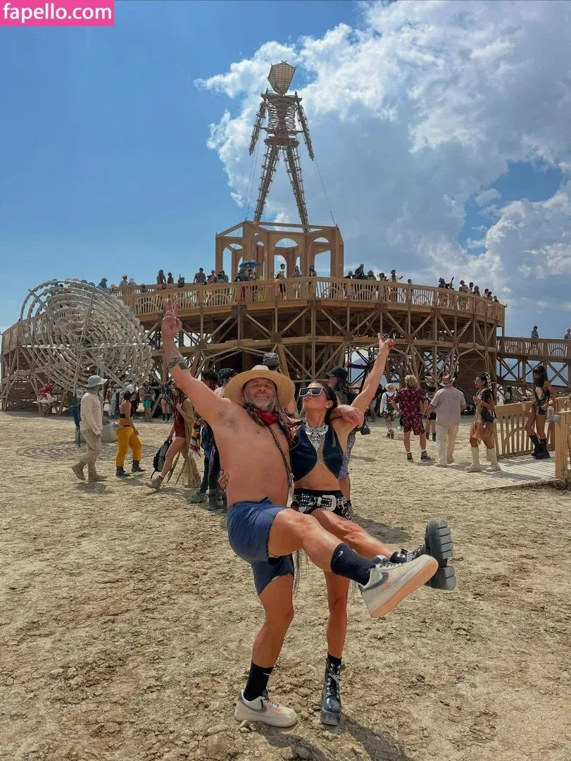 Danica Patrick Onlyfans Photo Gallery 