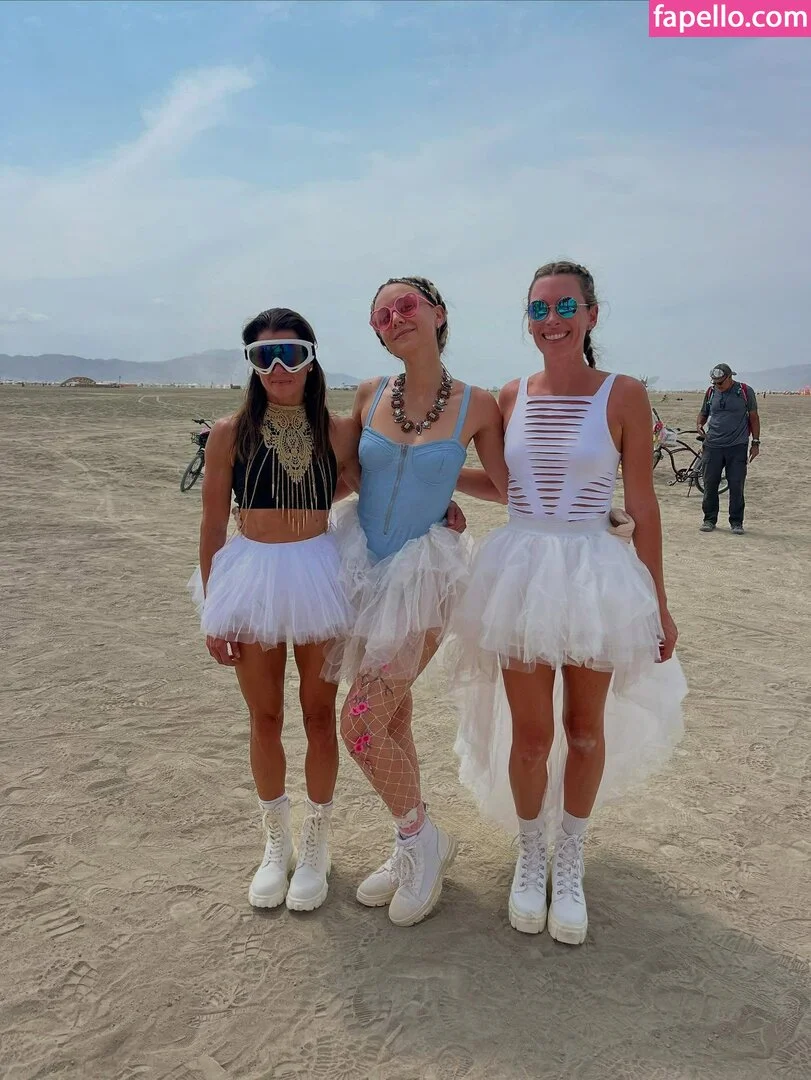 Danica Patrick Onlyfans Photo Gallery 