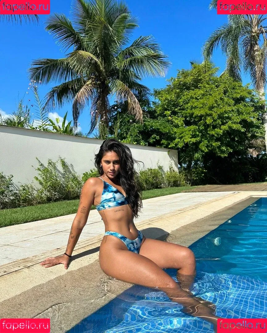 Julia Britz Onlyfans Photo Gallery 