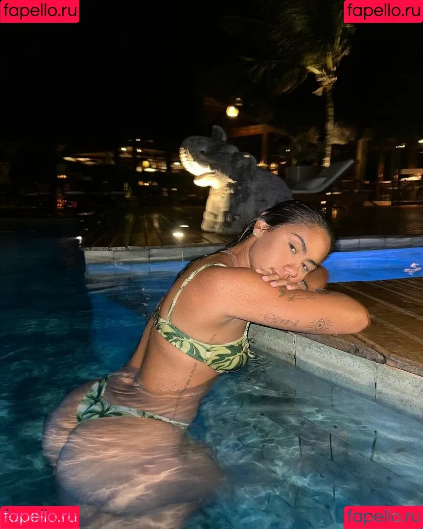 Julia Britz Onlyfans Photo Gallery 