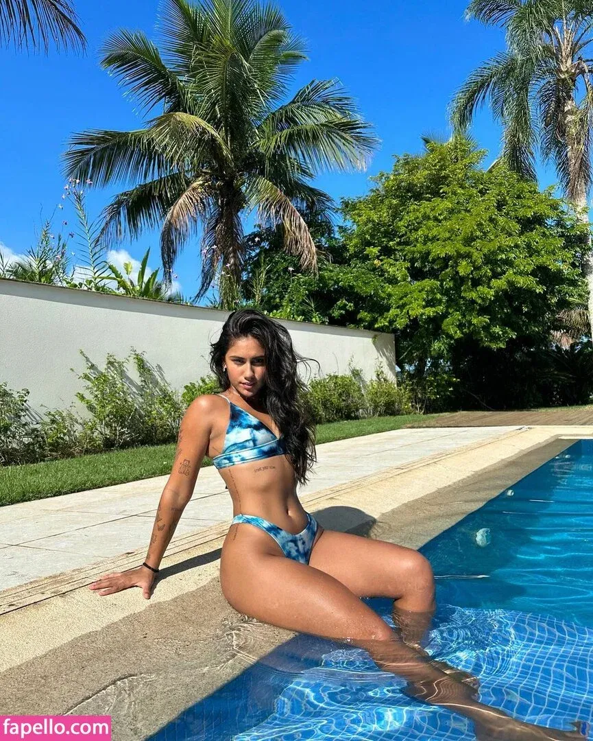 Julia Britz Onlyfans Photo Gallery 