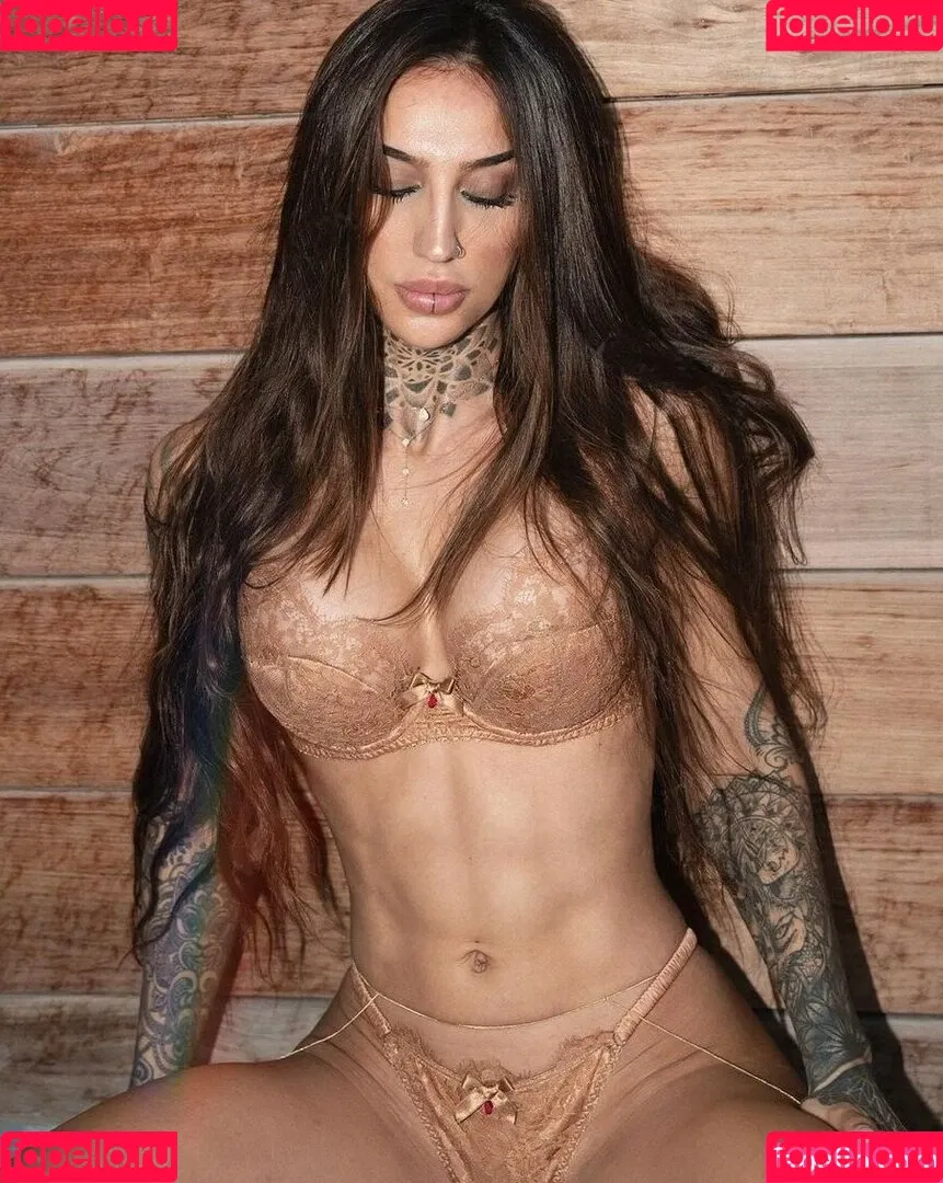 Bakhar Nabieva Onlyfans Photo Gallery 