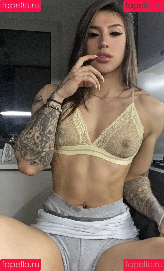 Bakhar Nabieva Onlyfans Photo Gallery 