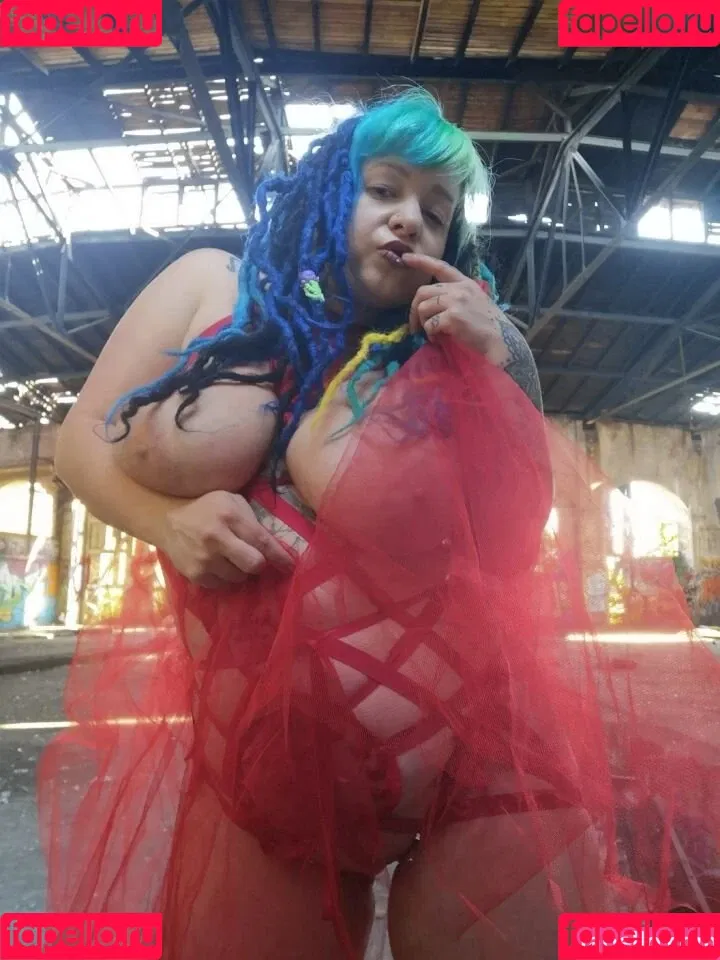 MieZi.ChibiChan Onlyfans Photo Gallery 
