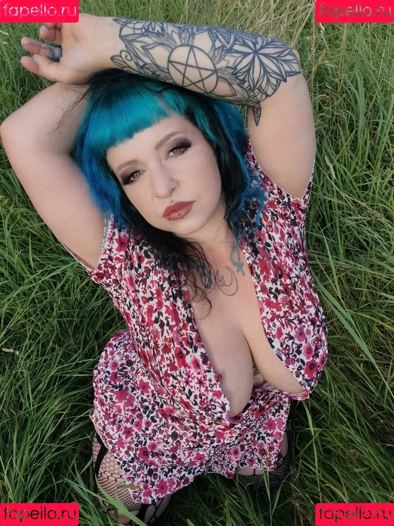 MieZi.ChibiChan Onlyfans Photo Gallery 