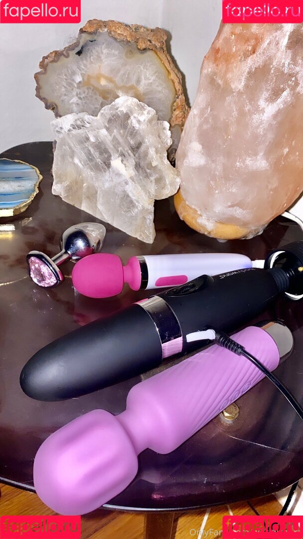 sungoddesssss Onlyfans Photo Gallery 