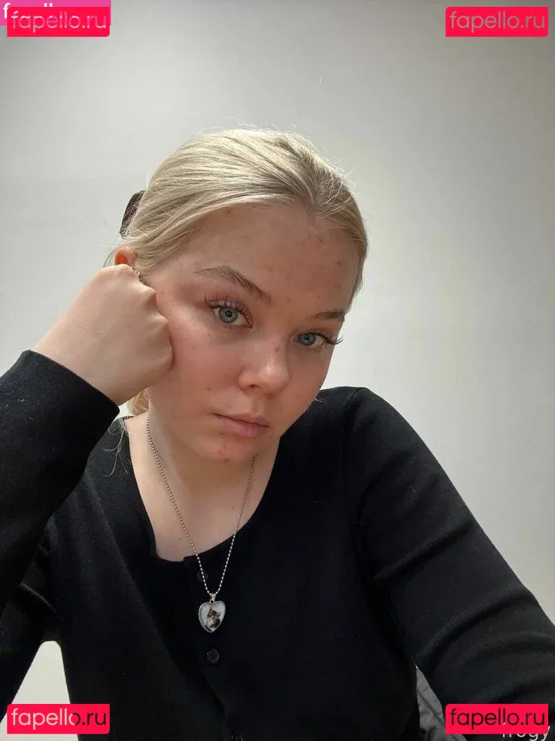 froggggy Onlyfans Photo Gallery 