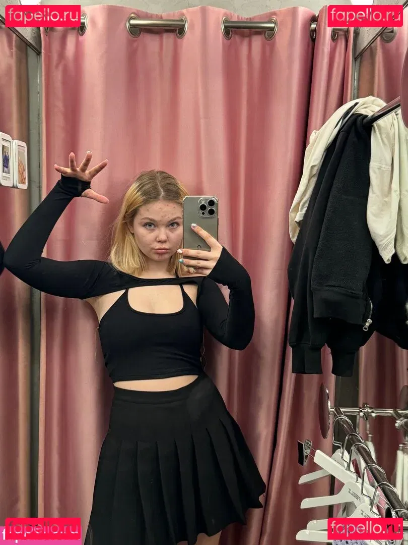 froggggy Onlyfans Photo Gallery 