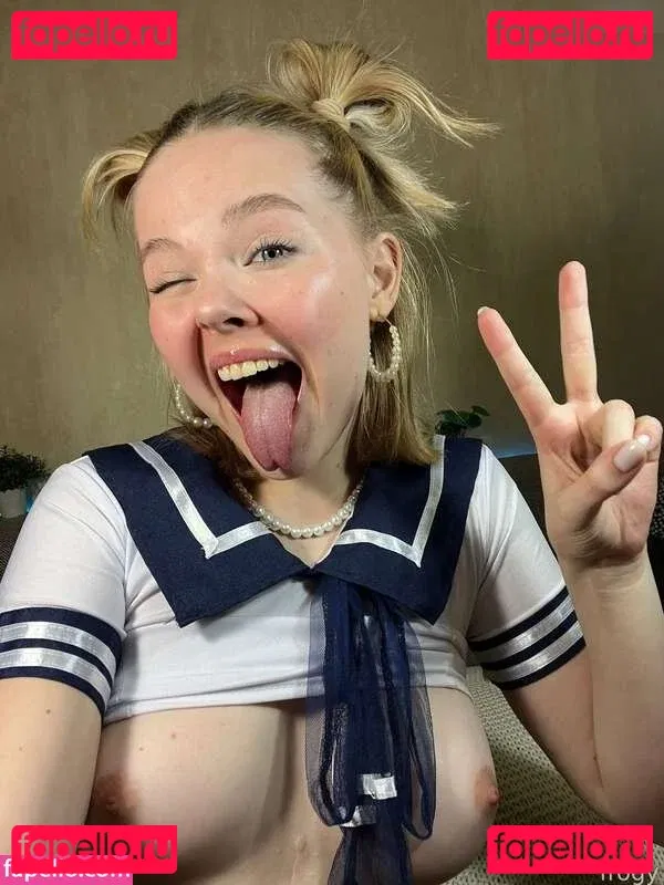 froggggy Onlyfans Photo Gallery 