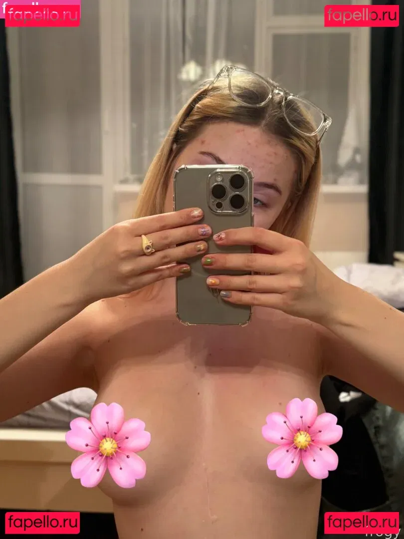 froggggy Onlyfans Photo Gallery 