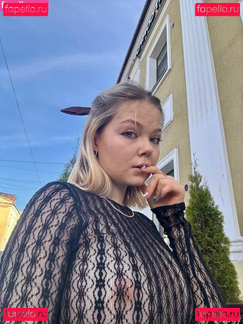 froggggy Onlyfans Photo Gallery 