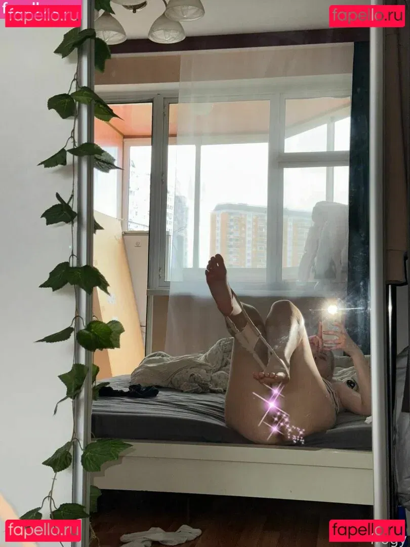 froggggy Onlyfans Photo Gallery 