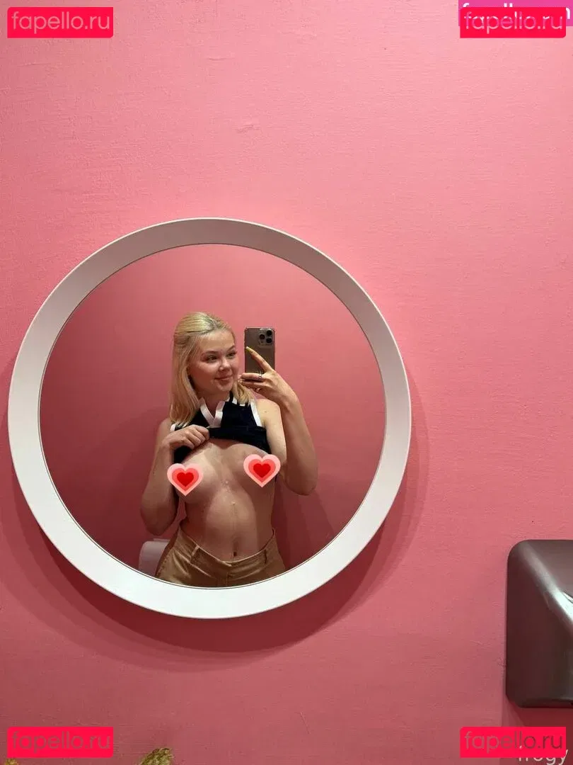 froggggy Onlyfans Photo Gallery 