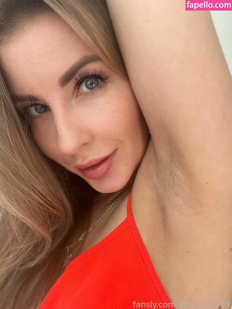 EmilyLove69 Onlyfans Photo Gallery 