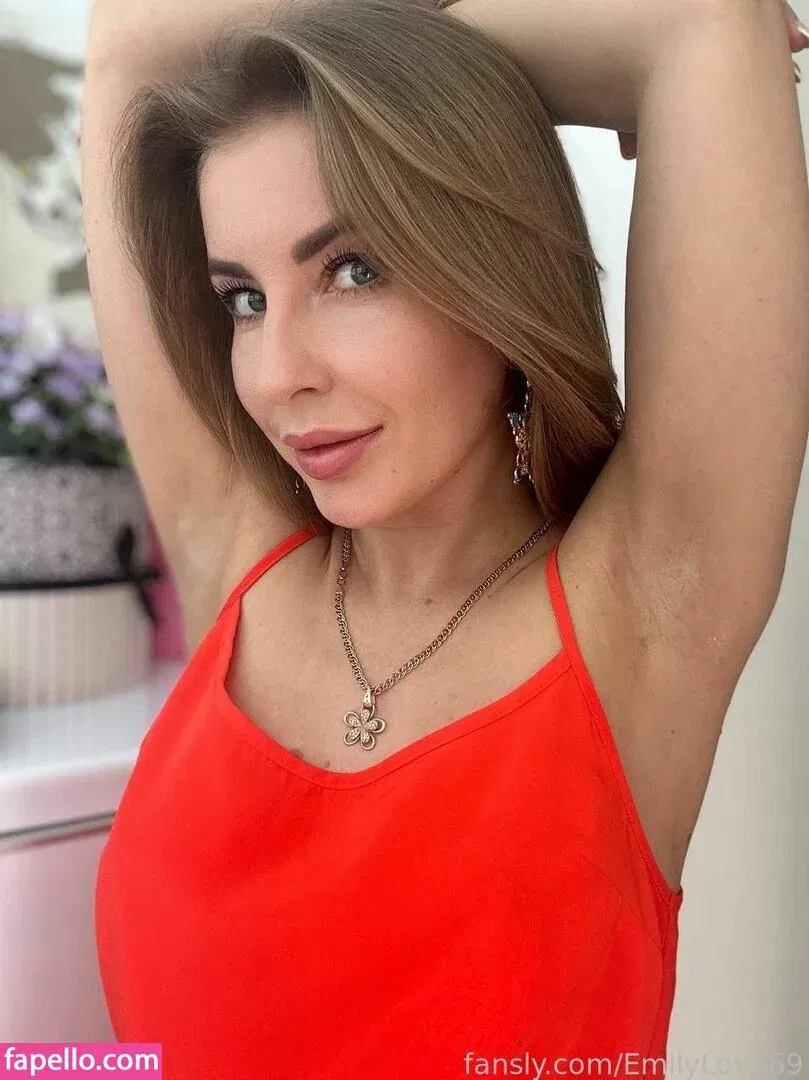 EmilyLove69 Onlyfans Photo Gallery 