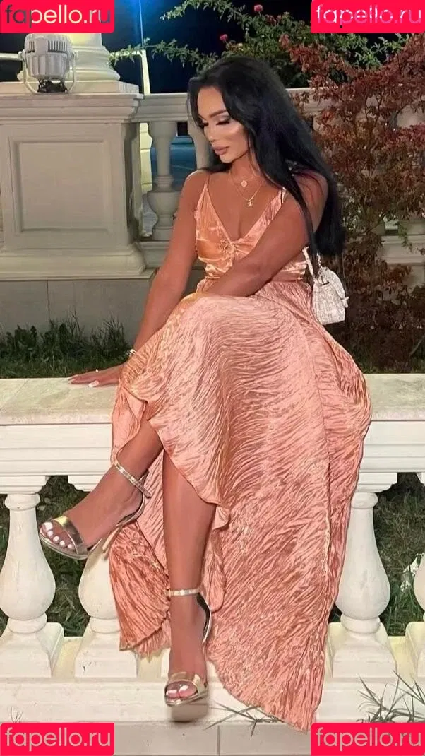 Maryhakiki Onlyfans Photo Gallery 