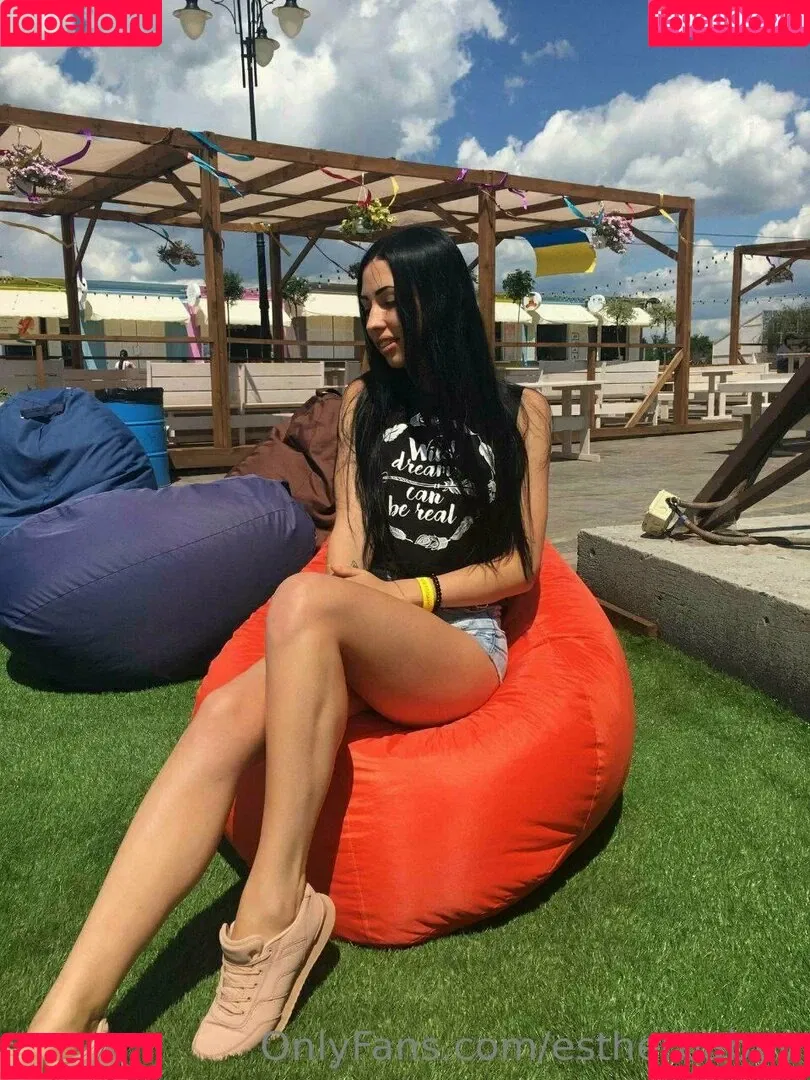 estherbabyy Onlyfans Photo Gallery 