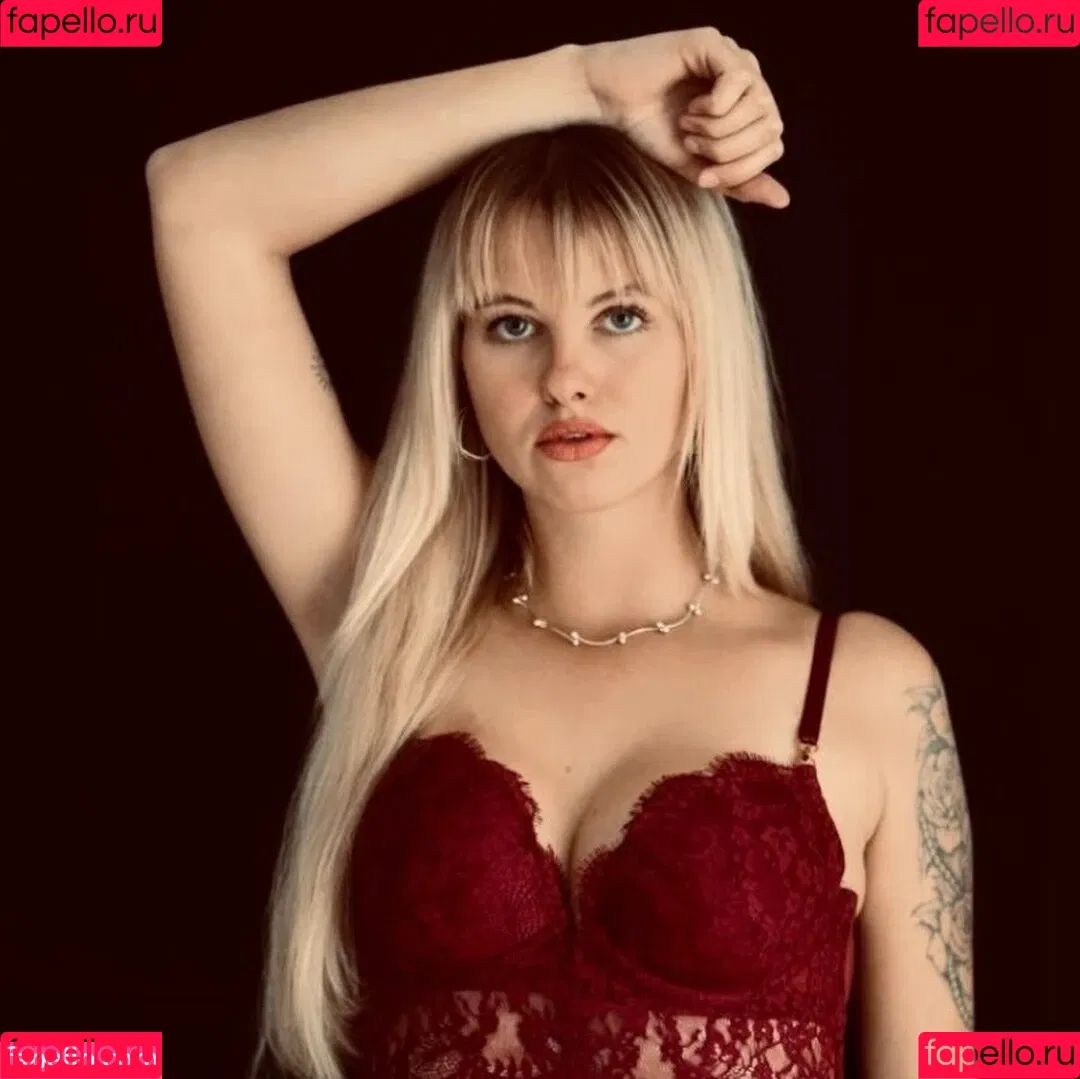 inaacoladaa Onlyfans Photo Gallery 